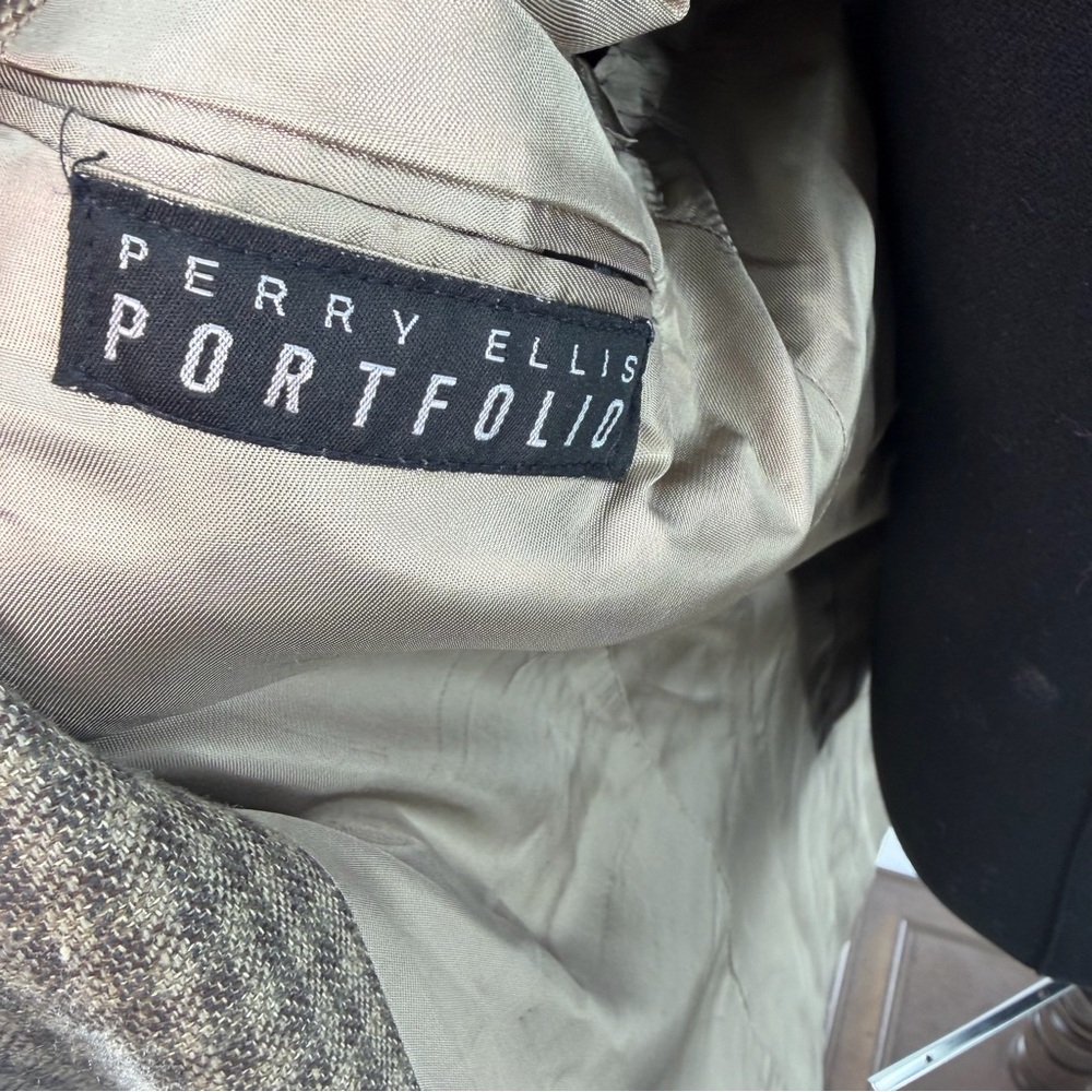 Perry Ellis Tan Checkered Blazer - Picture 8 of 15